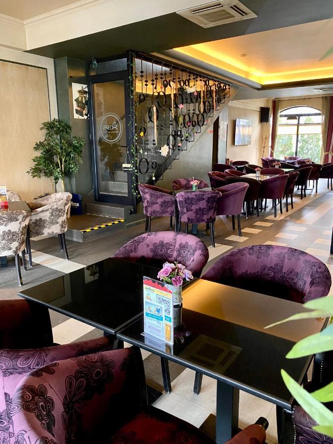 Pensiunea Rix Rooms Focşani Exterior foto